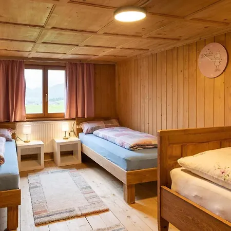 Liebevoll Sanierte In Einem Alten Bregenzerwaelderhaus * Brittenberg