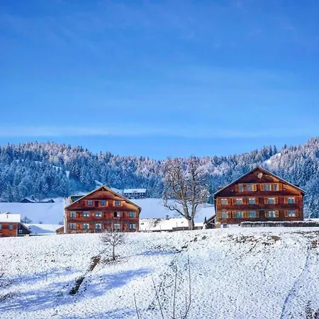 Liebevoll Sanierte In Einem Alten Bregenzerwaelderhaus * Brittenberg